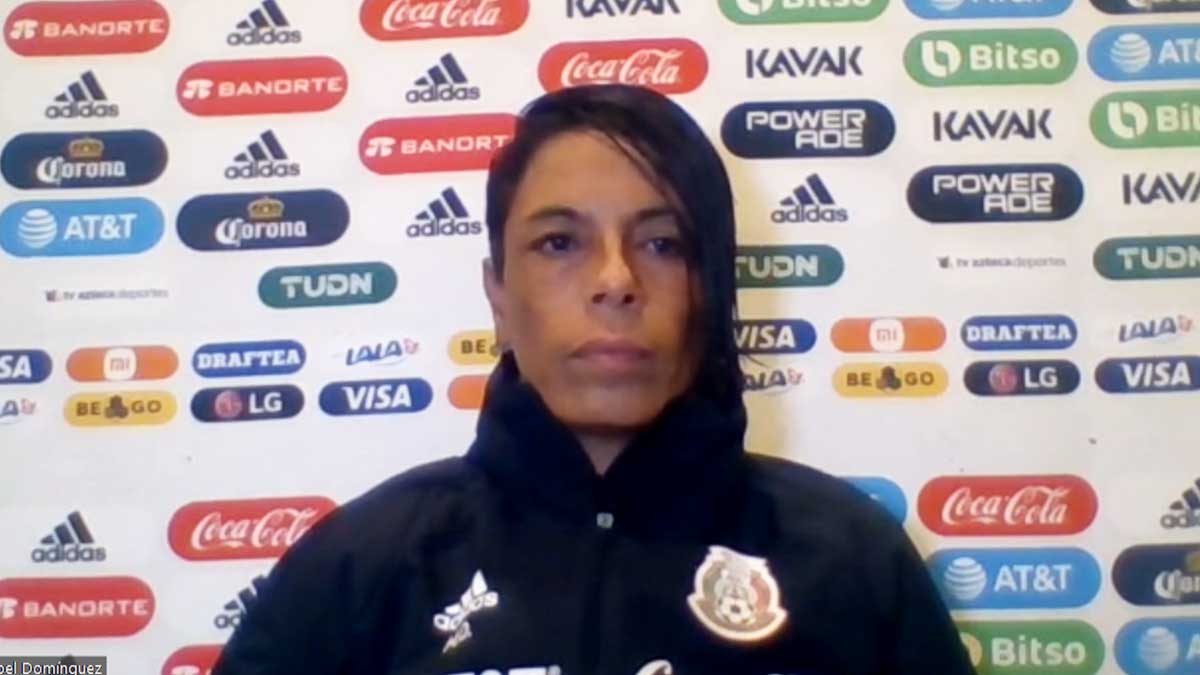 Maribel Domínguez sabe que ante Canadá se juegan todo, pero destacó que portar la playera de México “es un honor”